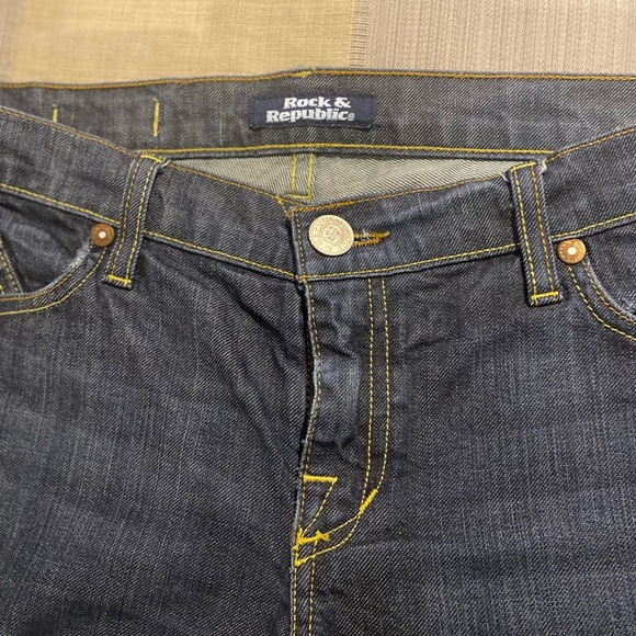 Rock & Republic flared blue jeans in size 30 - Picture 3 of 5